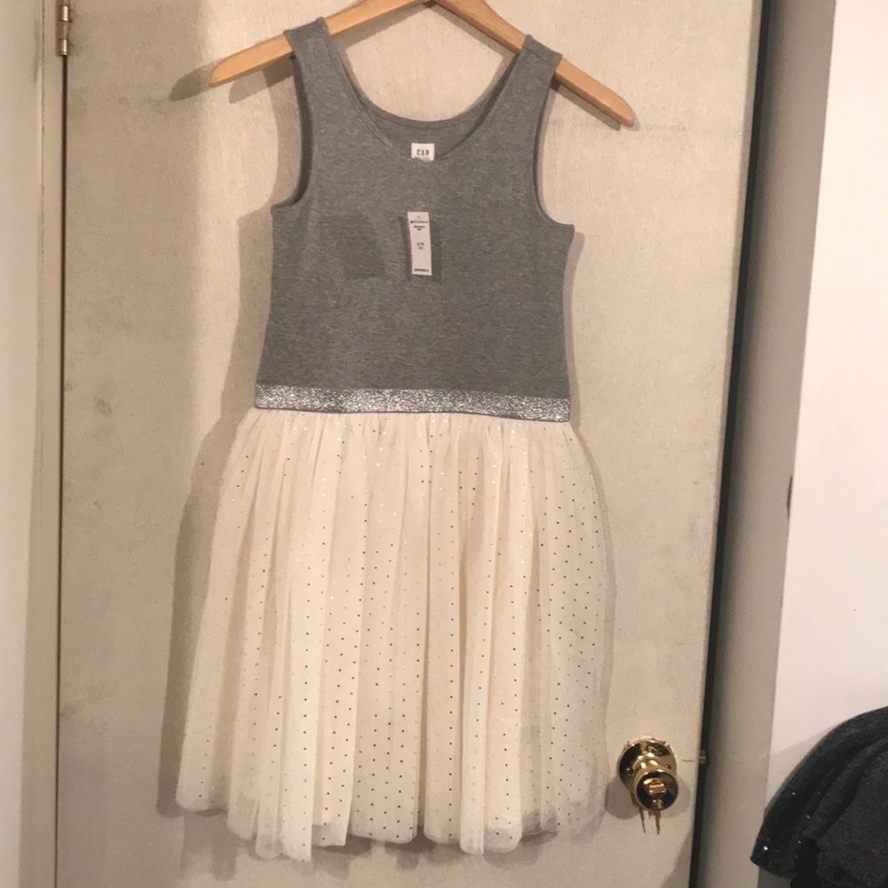 🎉SOLD🎉🛍2/$40 New Gap girls dress